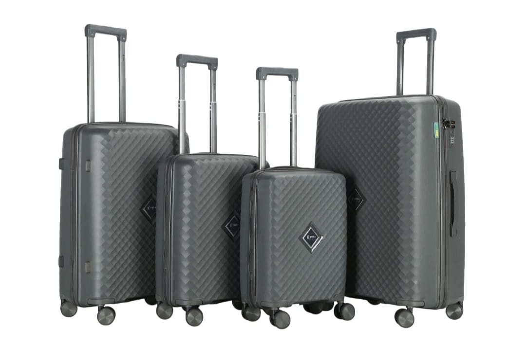 Ensemble de Voyage 4 Pièces (Valises Rigides de Différentes Tailles)