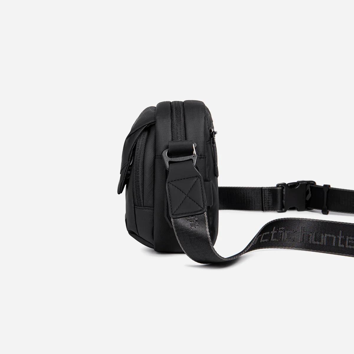 Sac bandoulière noir élégant et pratique pour un usage quotidien