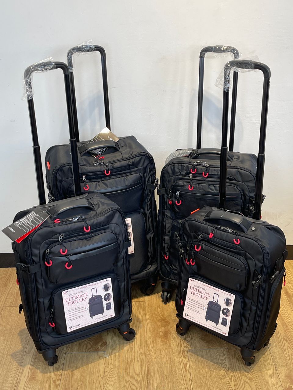 Ensemble de valises légères (moyenne et petite) – 2 roues offertes gratuitement 🧳✨